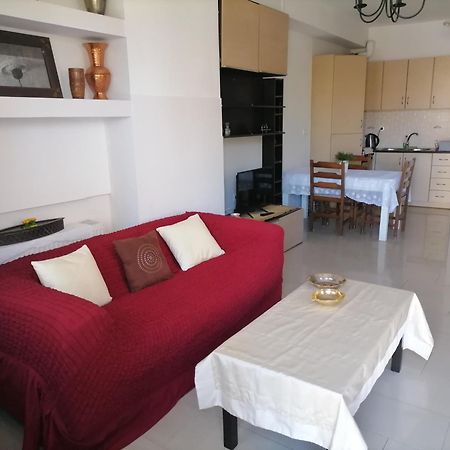 Pergamos Apartment Mytilene ภายนอก รูปภาพ