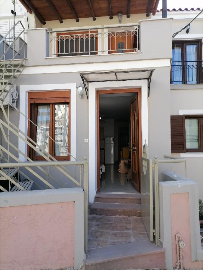 Pergamos Apartment Mytilene ภายนอก รูปภาพ
